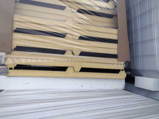 품질  Fire Resistance Class B1 PIR Roof Panels with Customizable Length Up To 11960 Meters and Thermal Conductivity ≤0.02W/m·K 공장