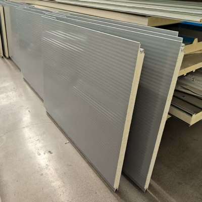 기계 제조 공장을위한 PU 패널 벽 생산을 촉진