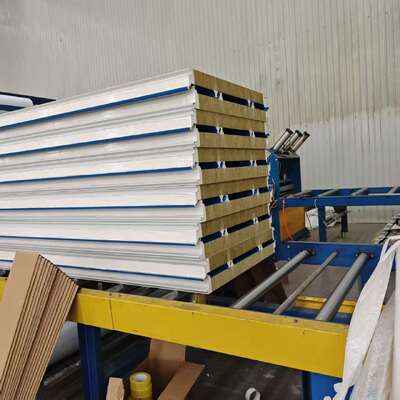 지속 가능한 에너지 솔루션을 위한 1000mm 폭의 태양광 지붕 패널 및 PU 락울 또는 PU 글라스울 코어