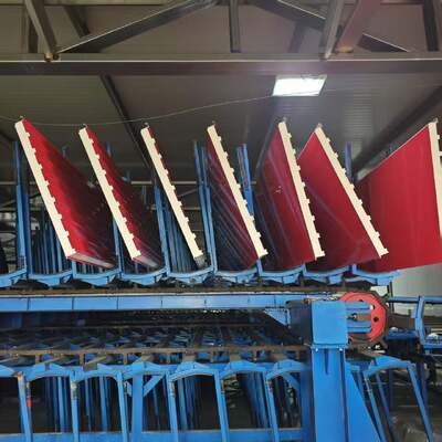 장식용 우레탄 샌드위치 내화성 루핑 패널 외부 금속 지붕 클래딩 패널 만리장성 샌드위치 패널